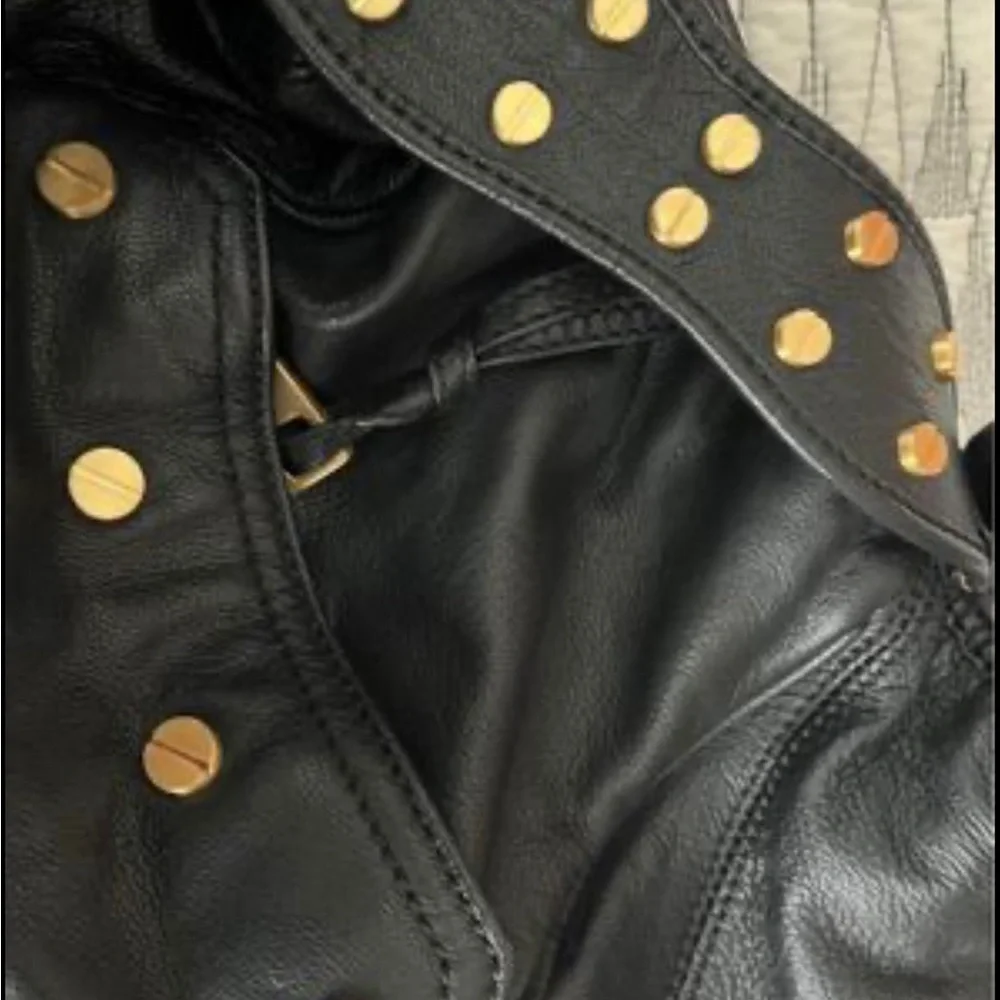 Steven by Steve Madden black leather shoulder bag- excellent condition. - Picture 4 of 5